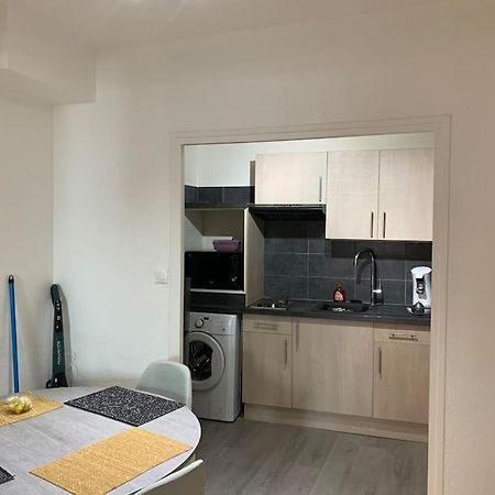 Aubenas : Beau Studio, Proche Du Chateau Exterior foto
